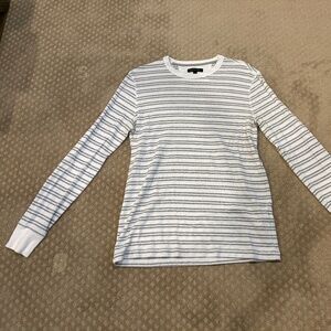Banana Republic Knit Long Sleeve Tee in White & Grey Stripe - L Tall